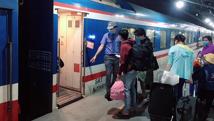 Đặt vé tàu nhưng nhập sai CCCD phải làm sao?